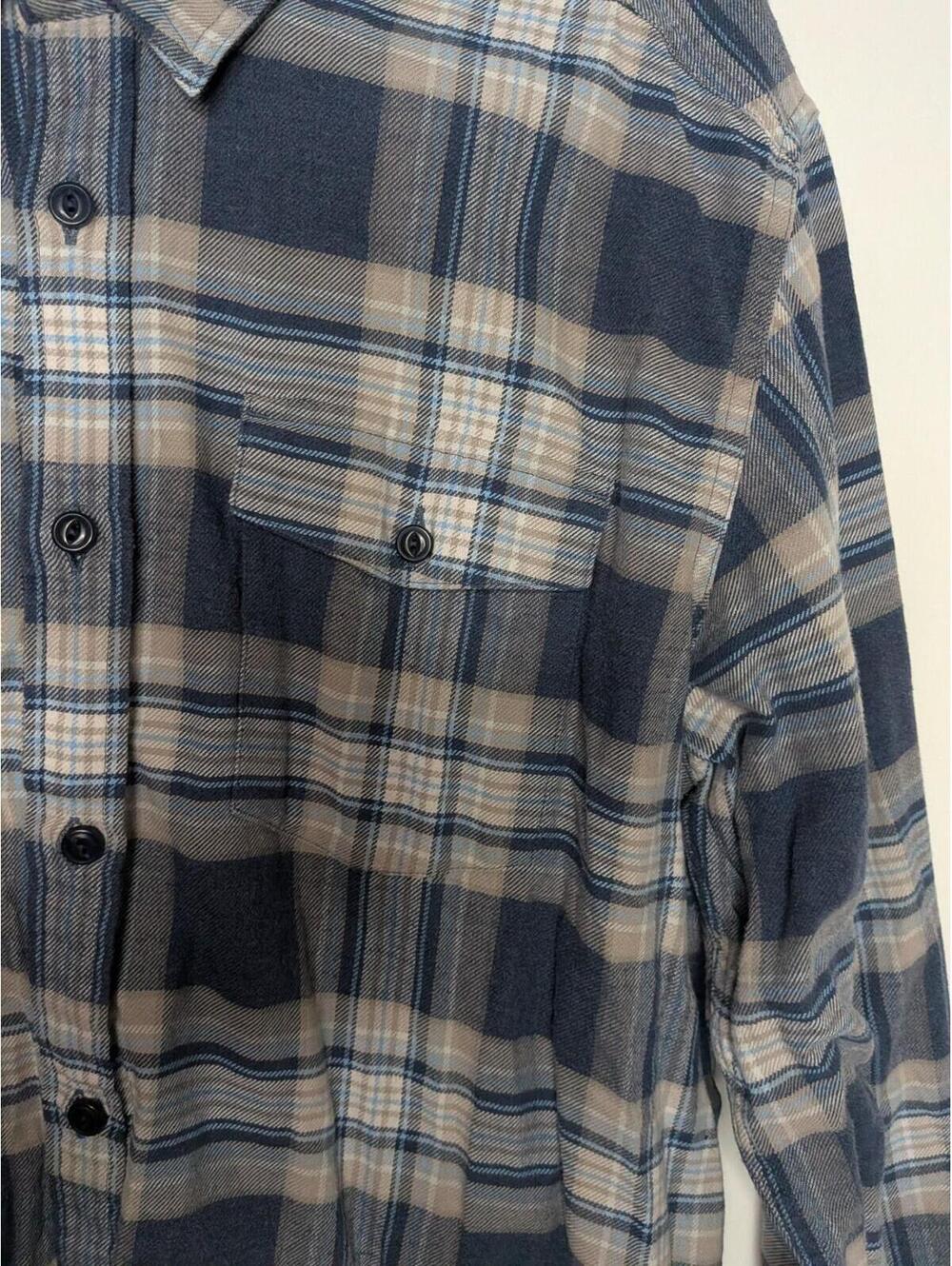 Patagonia Women's Fjord Flannel Shirt Size L Outdoors Hiking Fishing - Picture 4 of 6